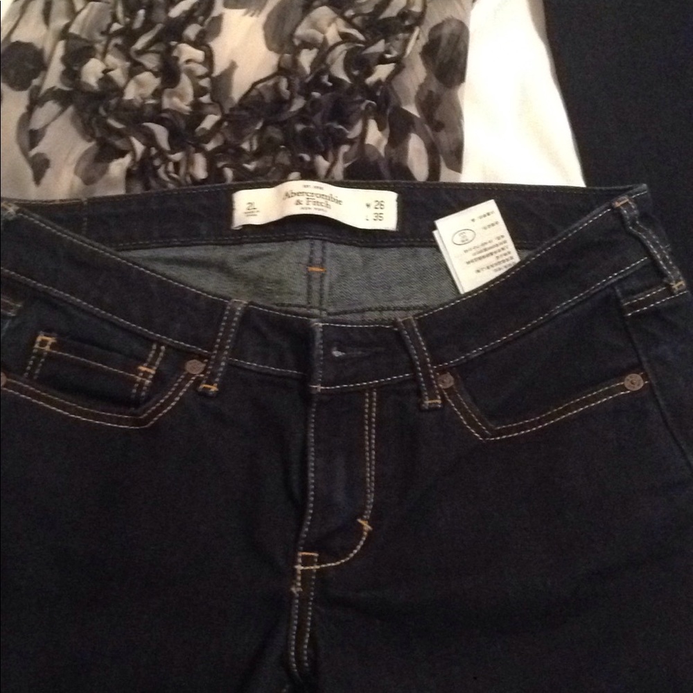 Abercrombie & Fitch dark blue denim jeans - Picture 3 of 5